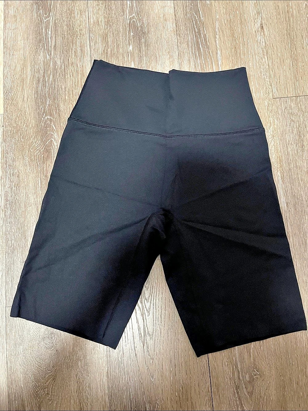 Offline by Aerie GOALS Bike Short 9" Black Size Medium
